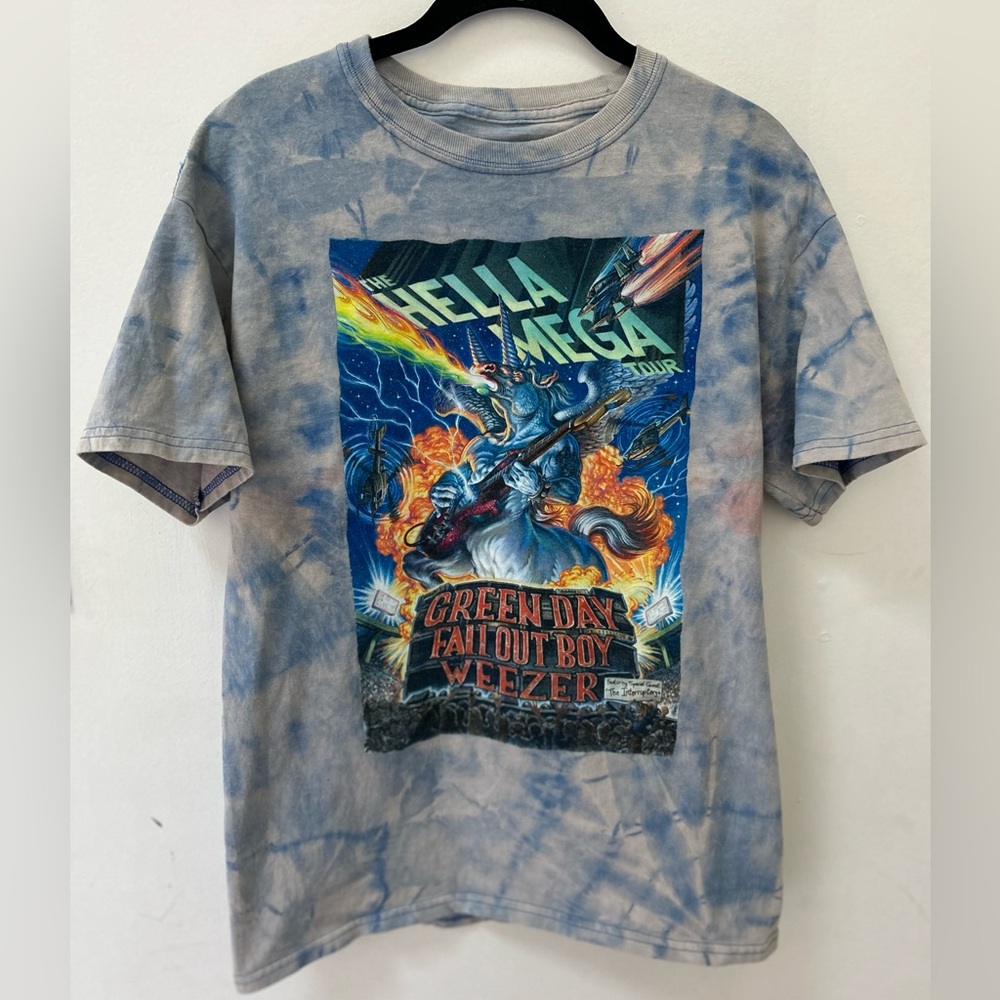 Weezer Green Day Fallout Boy Hella Mega Acid Washed Tour T-Shirt Size Medium